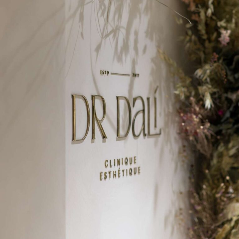 dr-dali-contact Acasă